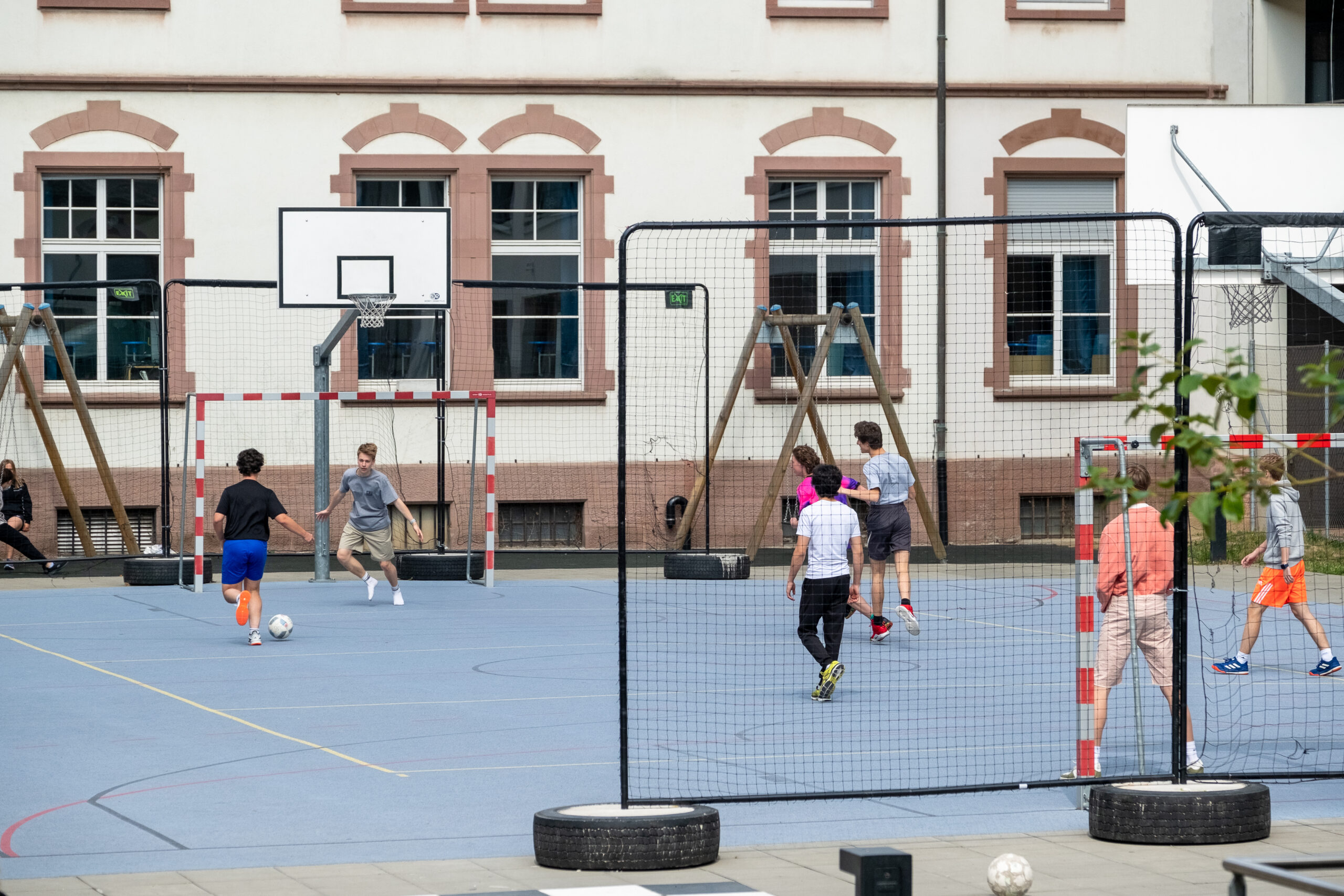 SIS Swiss International School Basel International School Parent