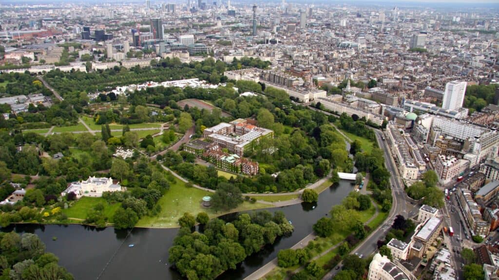 regents university london