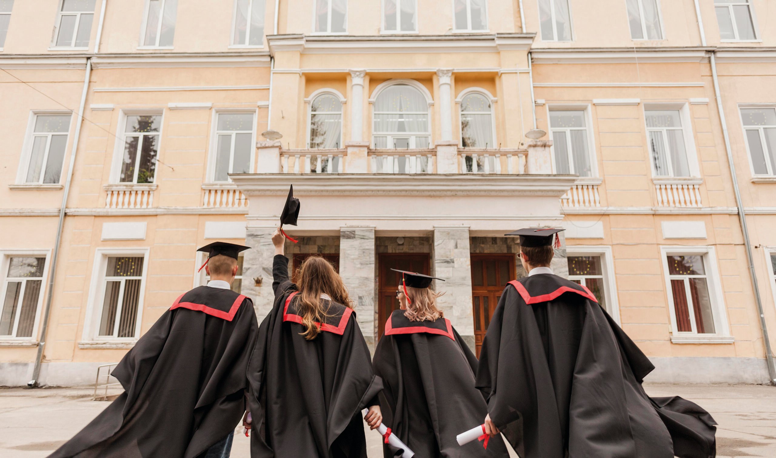 University month. Высшее образование в Чехии. Латвия университеты. Вузы Чехии. Белорусские студенты в России.