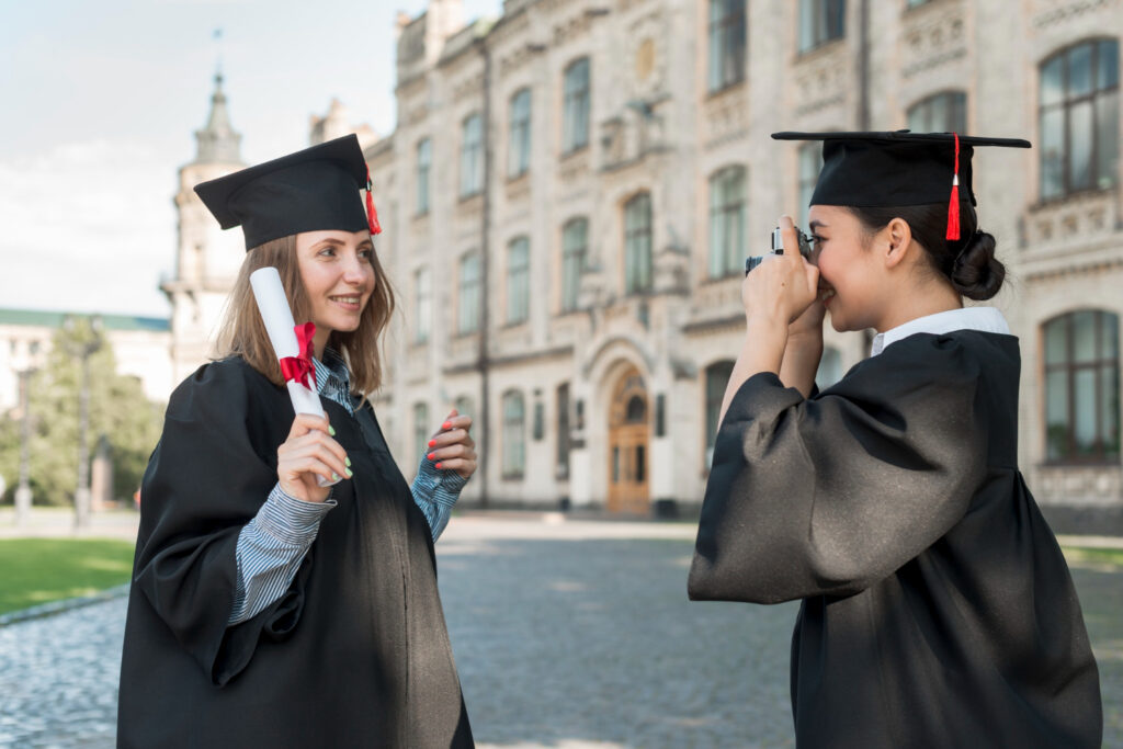universities in lausanne